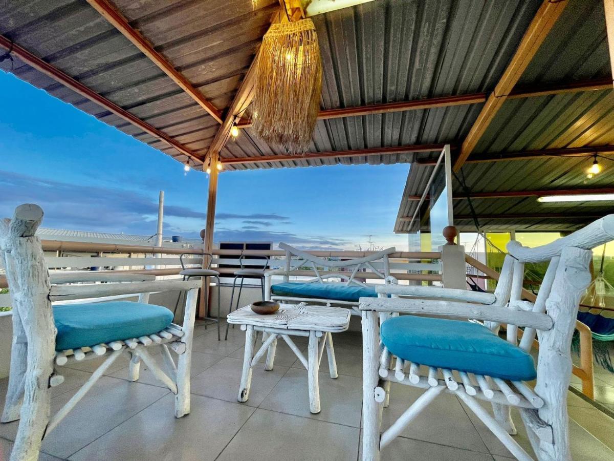 Reef Hostel Manta Bagian luar foto