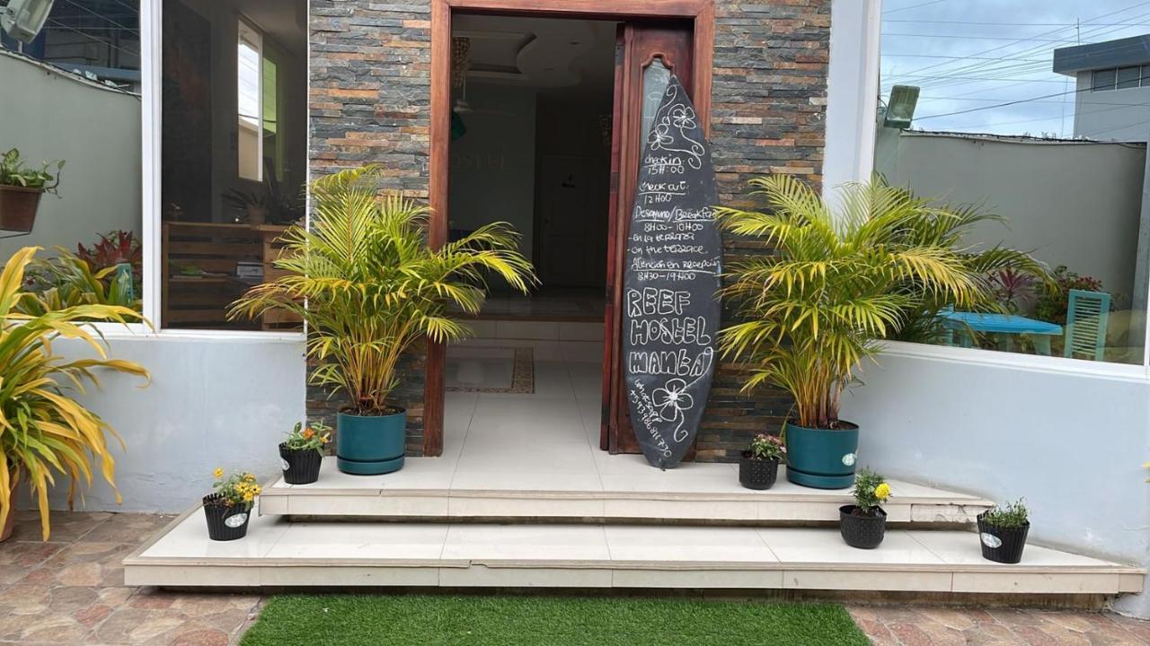 Reef Hostel Manta Bagian luar foto