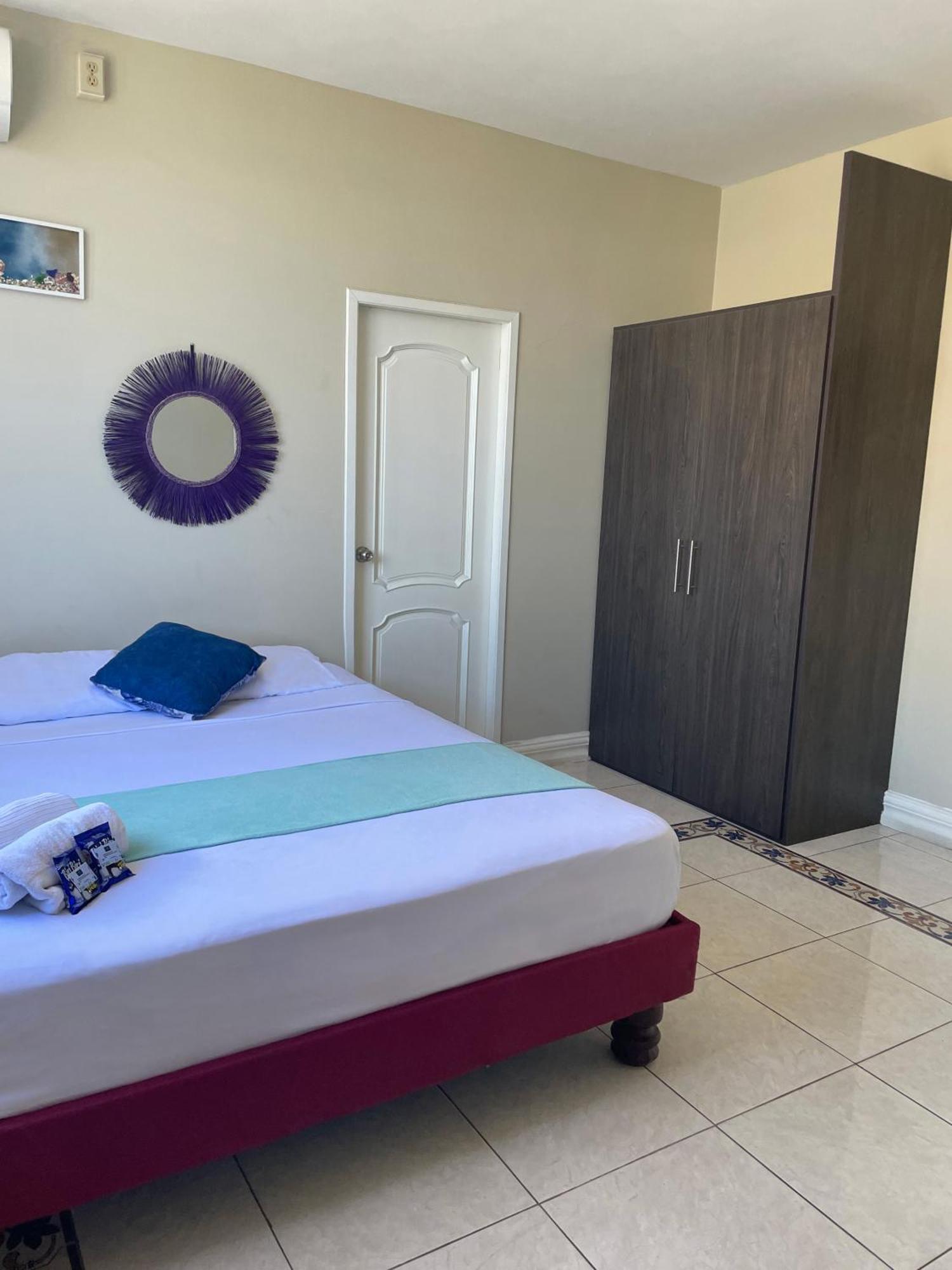 Reef Hostel Manta Bagian luar foto