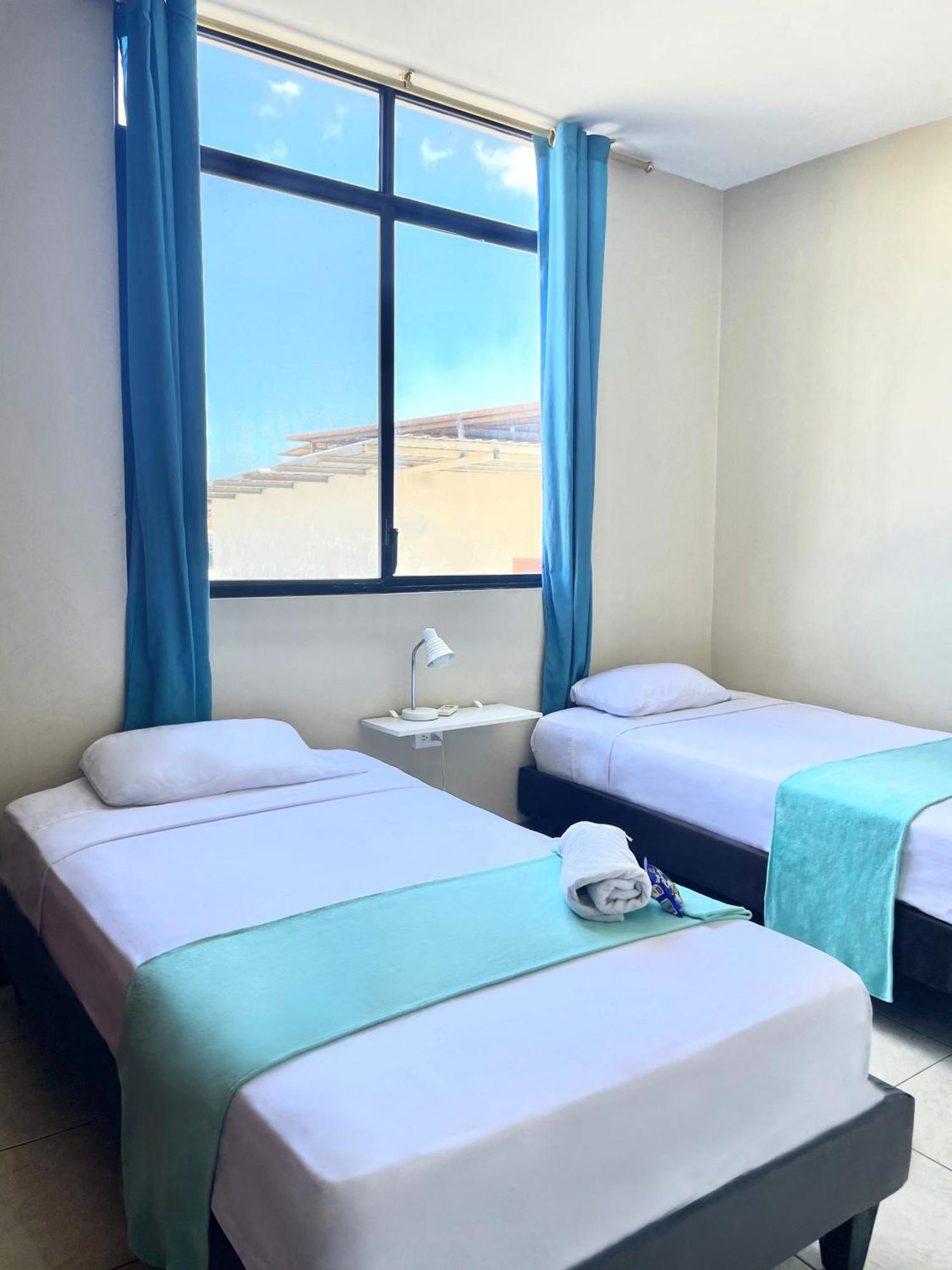Reef Hostel Manta Bagian luar foto